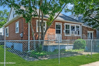 37 Kennedy Way, Keansburg, NJ 07734