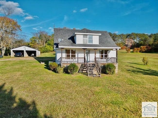 24 Clyde Prillaman St, Fieldale, VA 24089