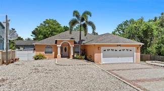 8105 N Grady Ave, Tampa, FL 33614