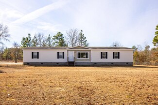 12 Governors Dr, Box Springs, GA 31801