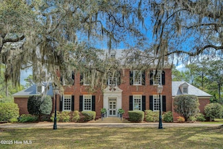807 Forest Hills Dr, Wilmington, NC 28403
