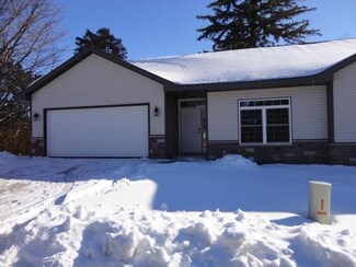 327 Waite Ln, Platteville, WI 53818