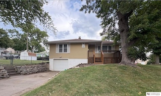 8058 State St, Omaha, NE 68127
