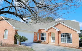 192 Sugar Plum Dr, Tallahassee, FL 32312