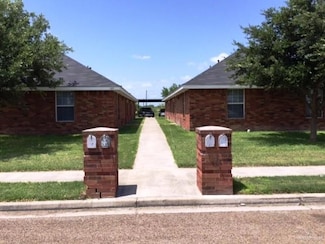 1815 W Portales Dr, Edinburg, TX 78541