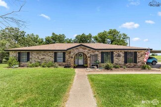 6000 Red River Rd, Byers, TX 76357