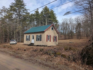 15 Sulphur Hill Rd, Hillsborough, NH 03244