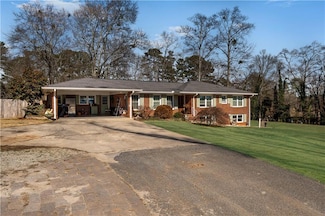 4983 Arcado Rd SW, Lilburn, GA 30047