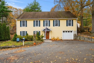 28 Baldwin Ave, Melrose, MA 02176