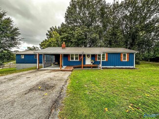 2856 Vaughn Bridge Rd, Hartselle, AL 35640