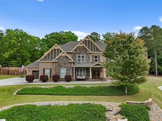 35 Laurelhart Ln, Simpsonville, SC 29681