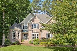 20524 Creekside Dr, Smithfield, VA 23430