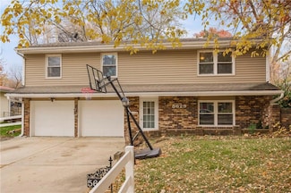 5629 N Manchester Ave, Kansas City, MO 64119