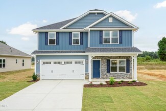 41 Decatur Dr, Fuquay-Varina, NC 27526