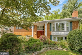 6720 Weaver Ave, McLean, VA 22101
