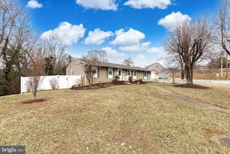 527 S Rolling Rd, Catonsville, MD 21228
