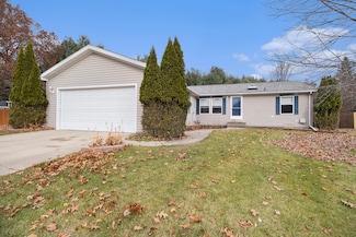 32144 Pinedale Ln, Gobles, MI 49055