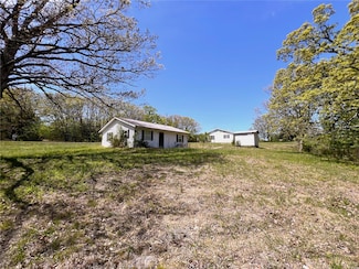 33540 Tt Hwy, Plato, MO 65550