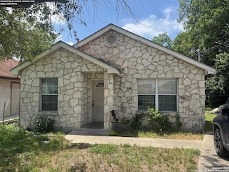 4818 John Victor Dr, San Antonio, TX 78220
