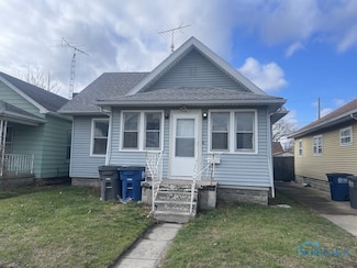 324 Sheldon St, Toledo, OH 43605
