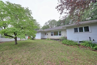 15 Neagle St, Naugatuck, CT 06770