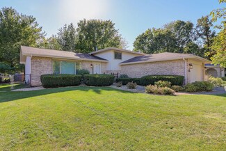 16463 Winding Creek Rd, Plainfield, IL 60586