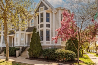1603 E Park Place Unit 1603, Milwaukee, WI 53211