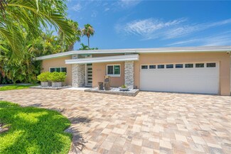 4226 Holland Dr, Saint Pete Beach, FL 33706