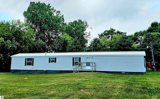 5955 N Pendell Rd, Elwell, MI 48832