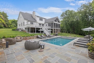 547 River Rd W, Manakin-Sabot, VA 23103