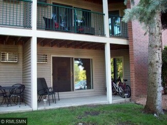1700 1700 Four Oaks Rd, Eagan, MN 55121