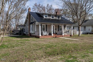 300 E E St, Erwin, NC 28339