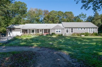 409 Middle Rd, East Greenwich, RI 02818