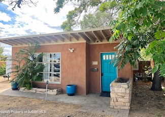 313 N Buena Vista Ave, Farmington, NM 87401