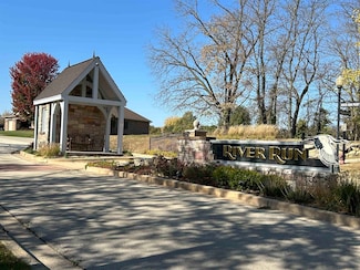 5642 River Run Pkwy, Belvidere, IL 61008