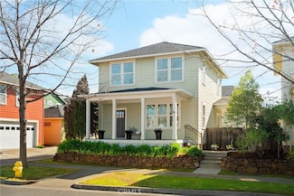 1841 Roth St, Chico, CA 95928