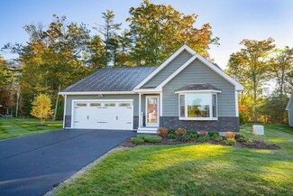 31 Castle Ct Unit 31/35, Kingston, NH 03848