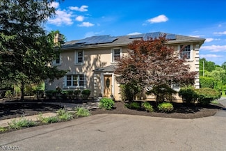 162 N Maple Ave, Basking Ridge, NJ 07920