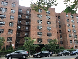 55-30 99th St Unit 6H, Corona, NY 11368