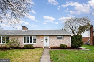 228 N Harrison St, Palmyra, PA 17078