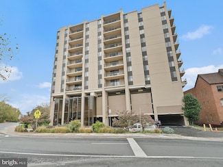 4242 E East Hwy W Unit 719, Chevy Chase, MD 20815