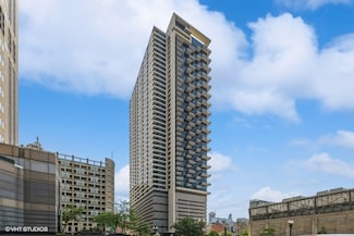 235 W Van Buren St Unit 3716, Chicago, IL 60607