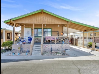 16 W Grangeville Blvd, Hanford, CA 93230