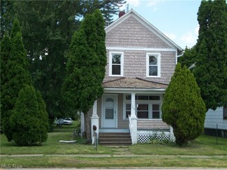 165 E Ohio Ave, Sebring, OH 44672