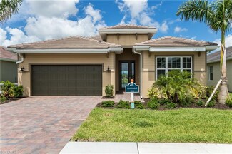 14615 Topsail Dr, Naples, FL 34114