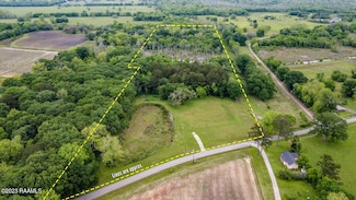 539 Bayou Tortue Rd, Broussard, LA 70518
