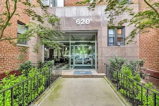 620 W 239th St Unit 5D, Bronx, NY 10463