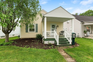 285 E Jeffrey Place, Columbus, OH 43214