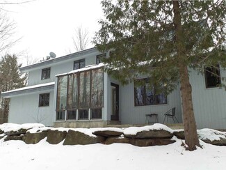 113 Ridge Top Ln, Westford, VT 05452