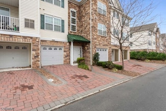 153 Rosewood Ave Unit 153, Springfield, NJ 07081
